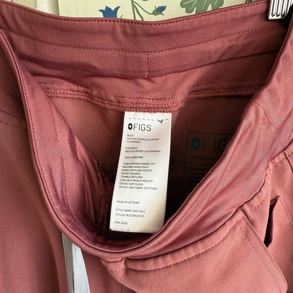 Women’s Figs Scrub Set *PLEASE READ* - Picture 3 of 4